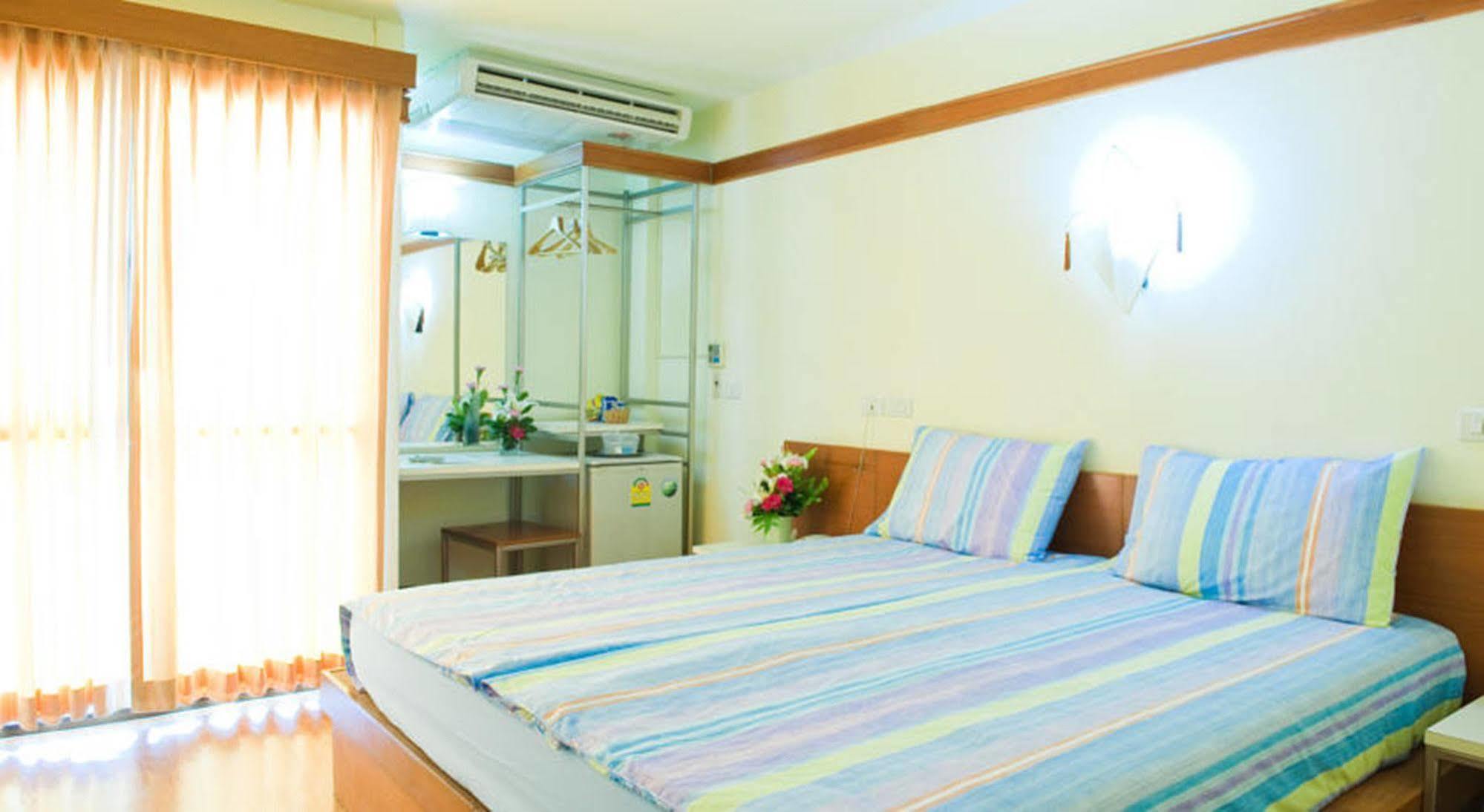 Mad Monkey Hostel Bangkok Exteriér fotografie